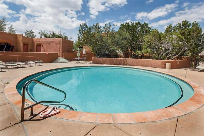 Building Photo - 2600 W Zia Rd