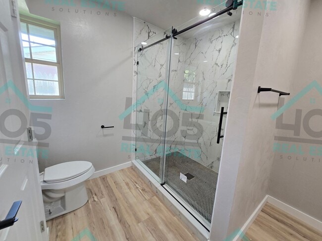 Building Photo - 3 Bedroom near Tinker AFB