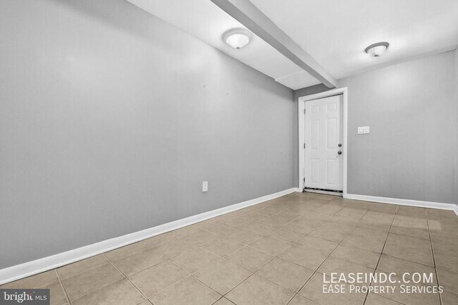 Building Photo - 1608 4th St NW