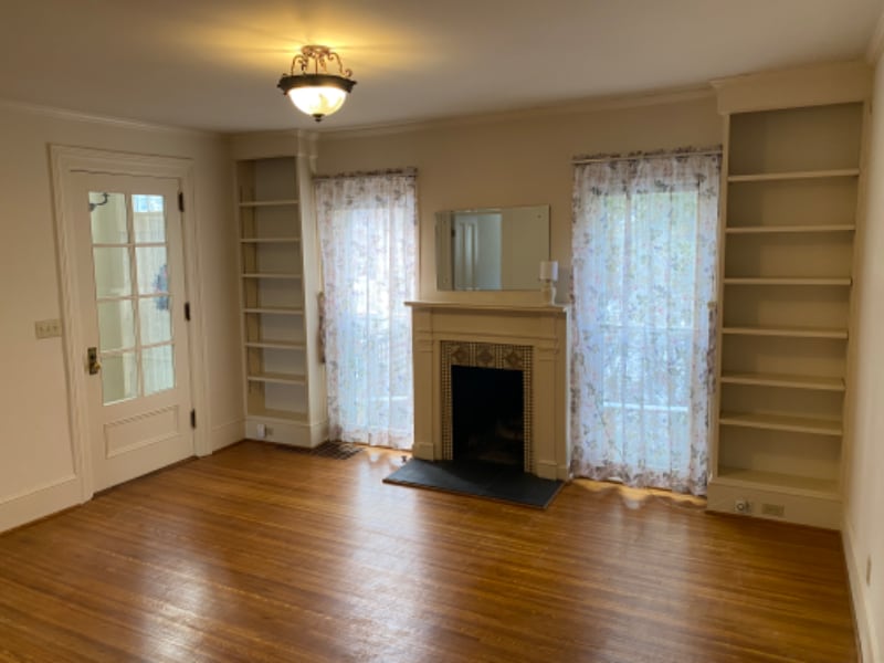 Building Photo - 1060 Park Ave