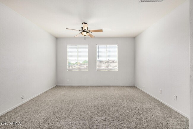 Building Photo - 3712 E Fruitvale Ave