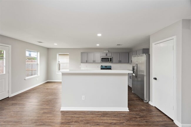 Building Photo - 2623 Skyview Glen Ct