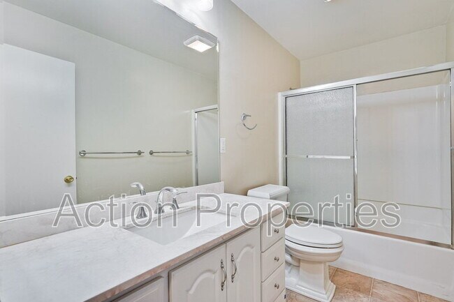 Building Photo - 1575 California St