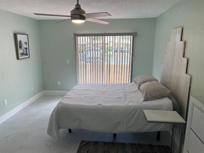 Building Photo - 1220 13th Cir SE