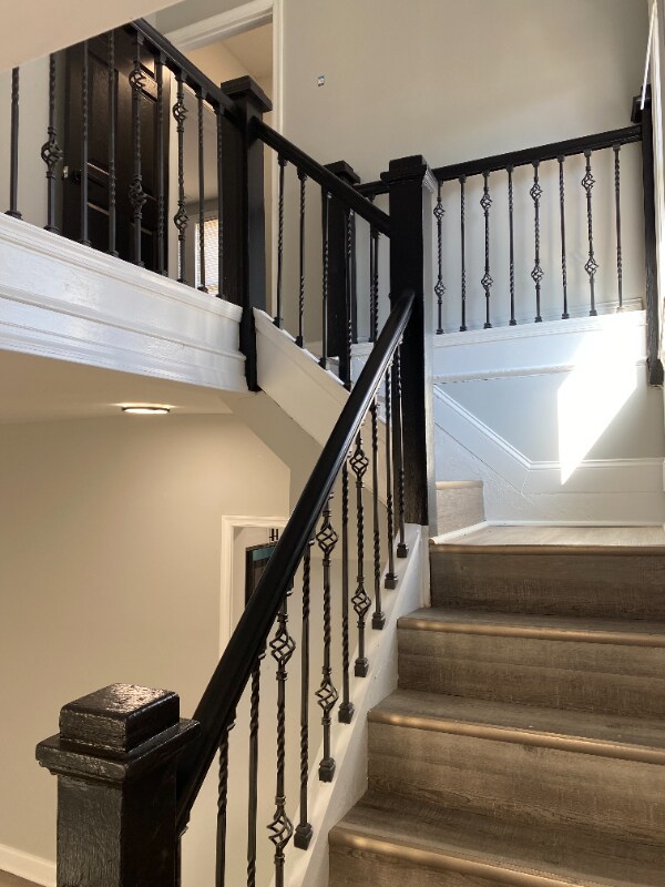 Building Photo - 4310 Ridgewood Ave