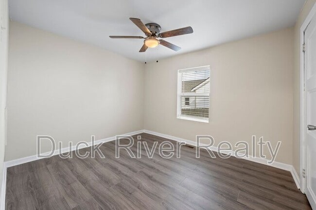 Building Photo - 317 E 17th St