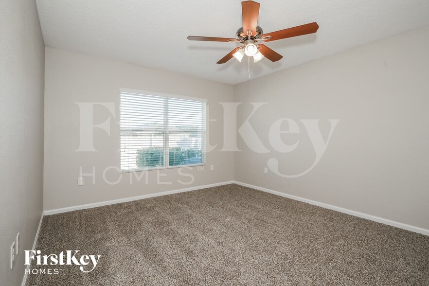 Building Photo - 3438 Canyon Falls Dr