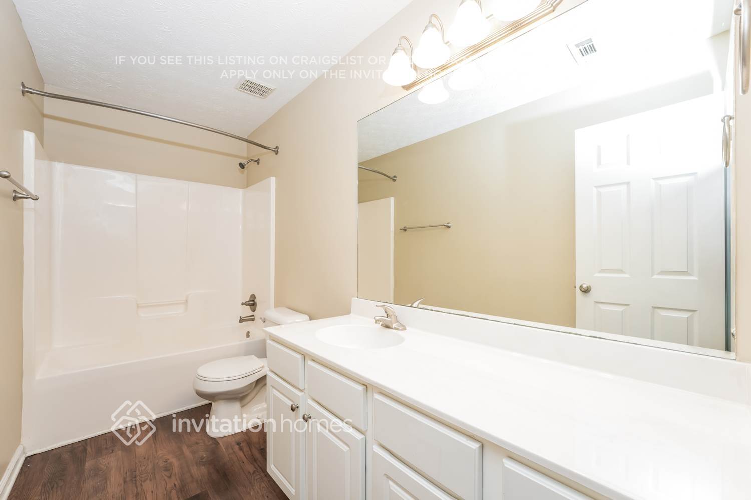 Building Photo - 3390 Cooper Woods Dr