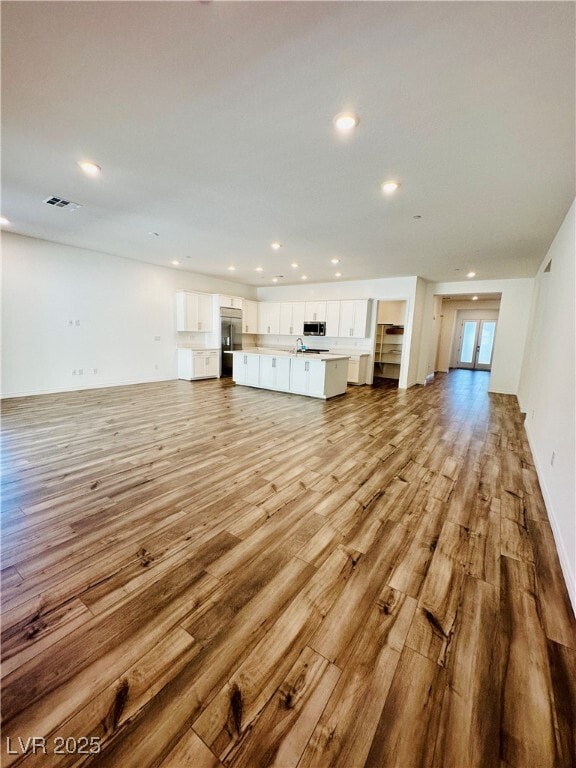 Building Photo - 981 Woodburn Ln