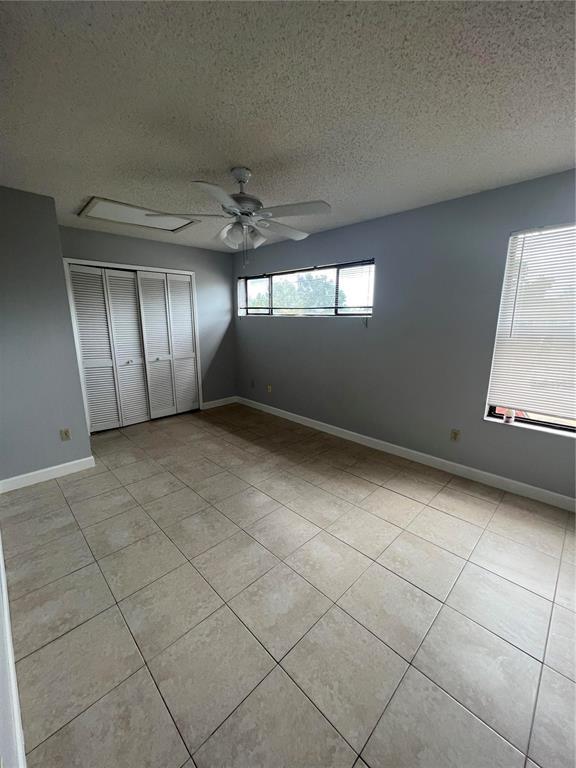 Building Photo - 2812 Hunt Club Ln