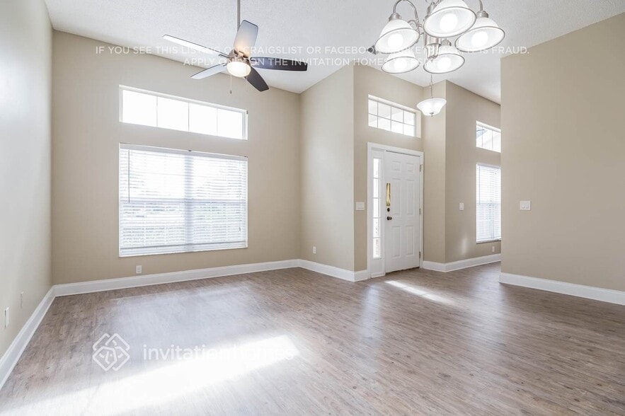 Building Photo - 3457 Woodley Park Pl