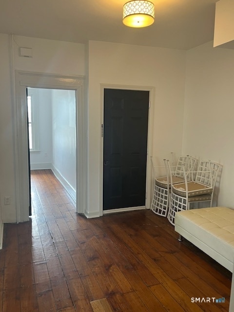 Building Photo - 118 Pequonnock St