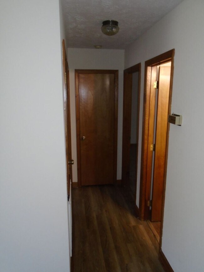 Building Photo - Timberlake