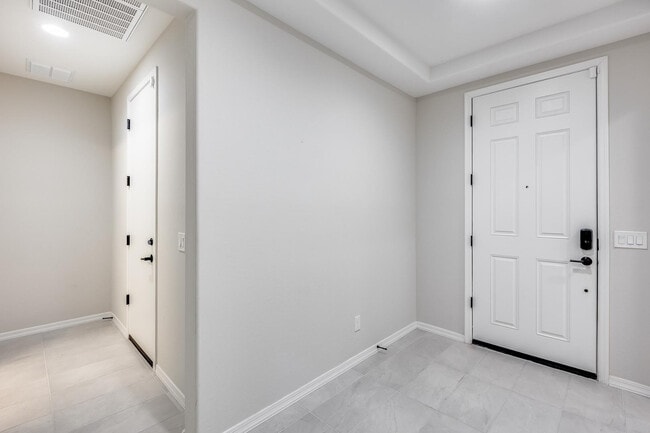 Building Photo - 7308 W Tombstone Trail