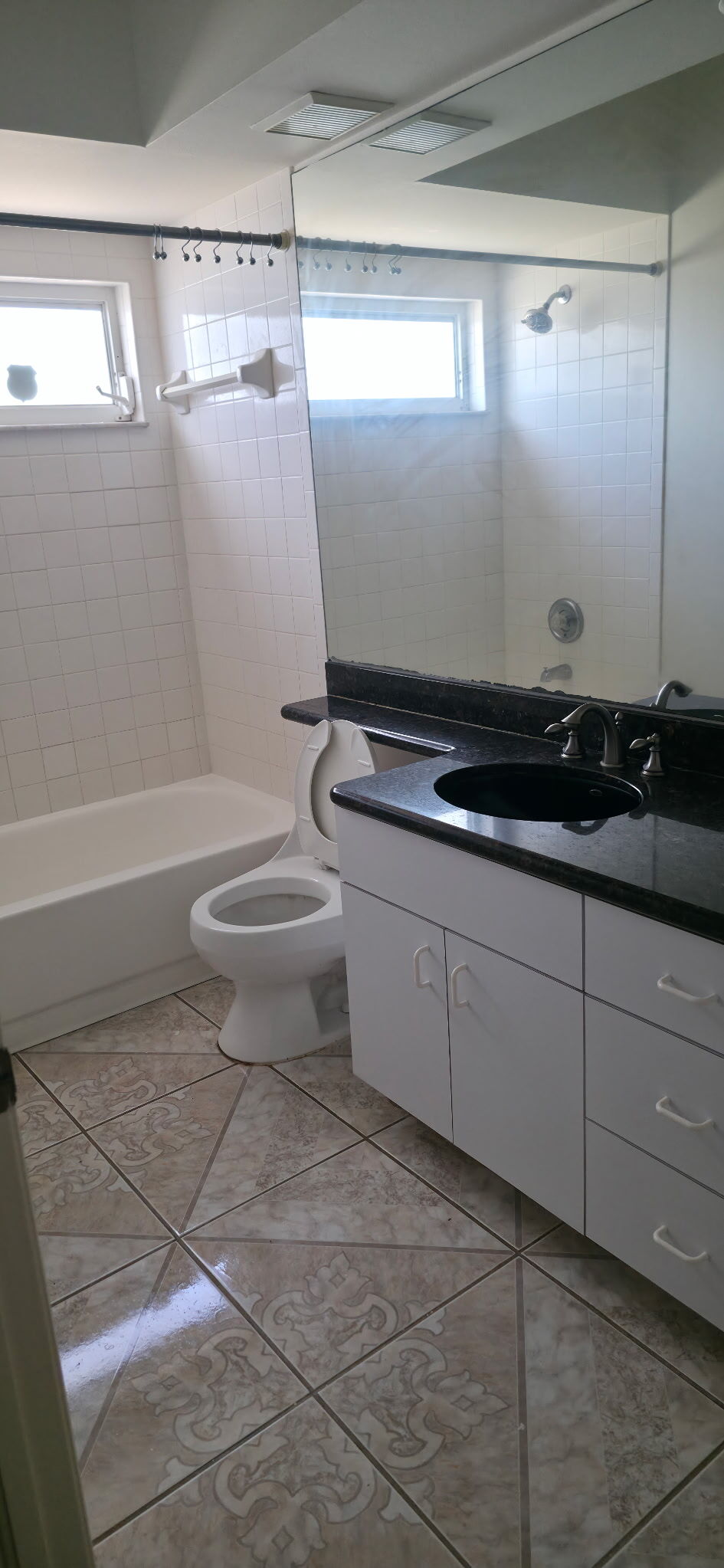 Building Photo - 2010 Chelam Way