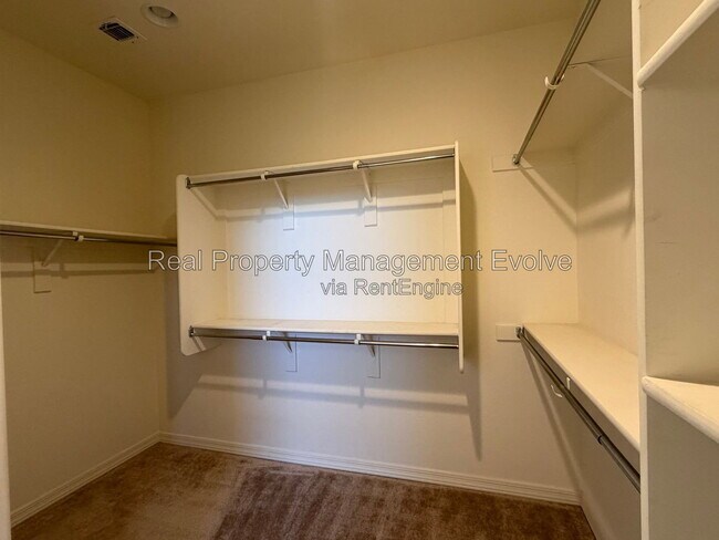 Building Photo - 5731 W Encinas Ln