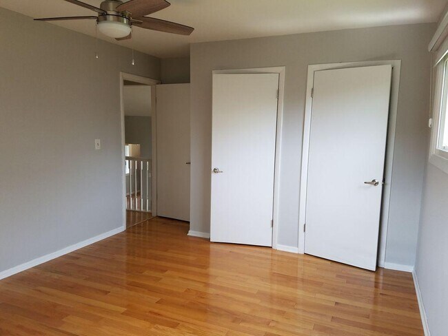 Building Photo - 2626 Pauline Ave