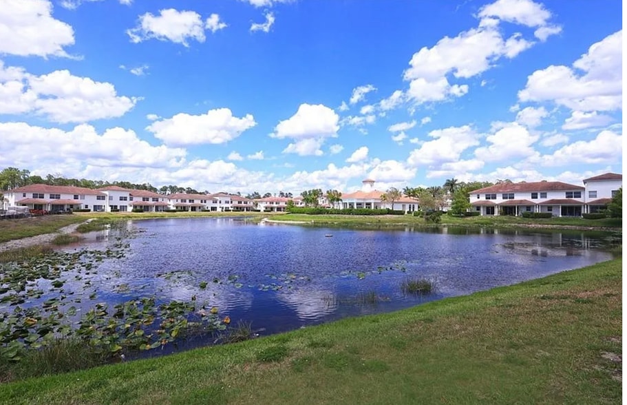 Building Photo - 7029 Ambrosia Ln