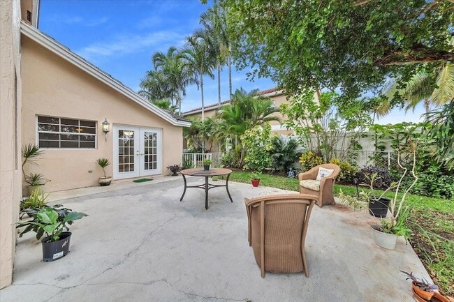 Building Photo - 20231 NW 10th St