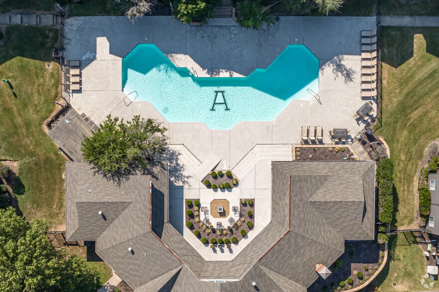 Primary Photo - Garden Park Apartments