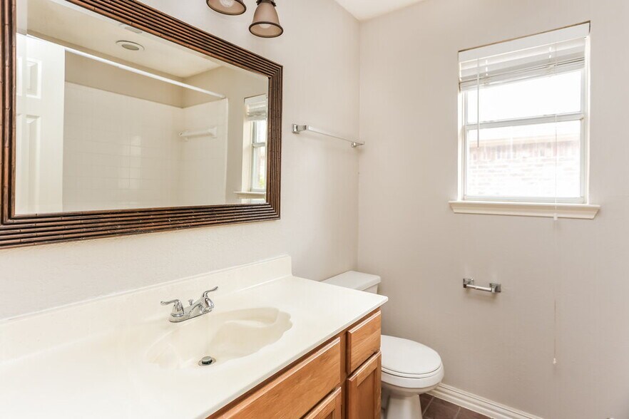 Building Photo - 4708 Misty Ridge Dr