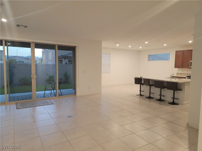 Building Photo - 4251 Marble Bluff Ave