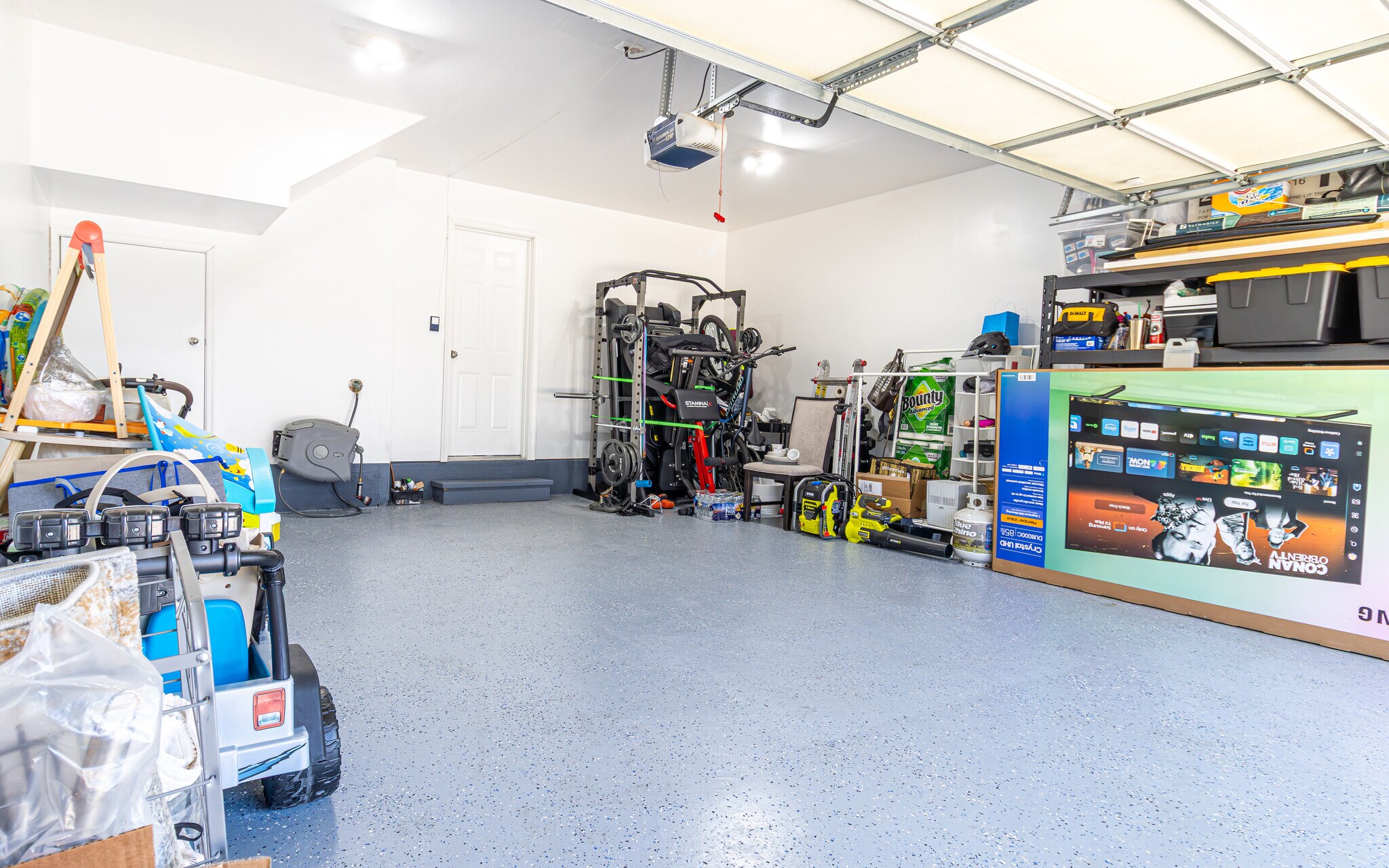 Building Photo - 2607 River Basin Ln