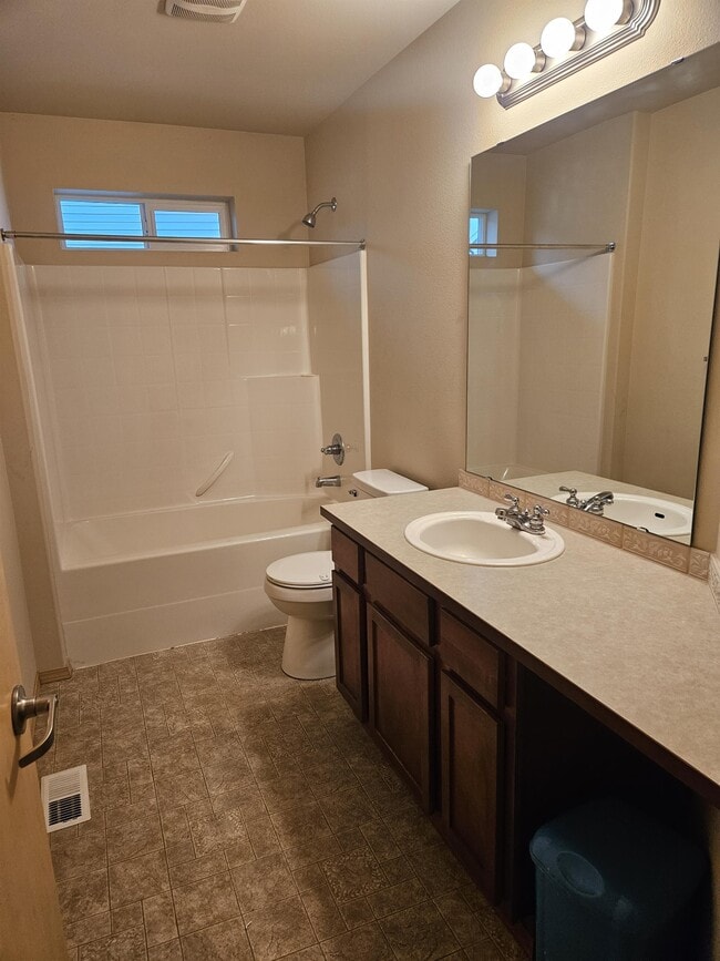 Building Photo - 7611 197th St Ct E