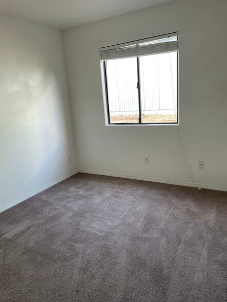 Building Photo - 7100 E Dodge Cir