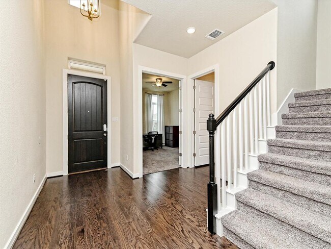 Building Photo - 17104 Calipatria Ln