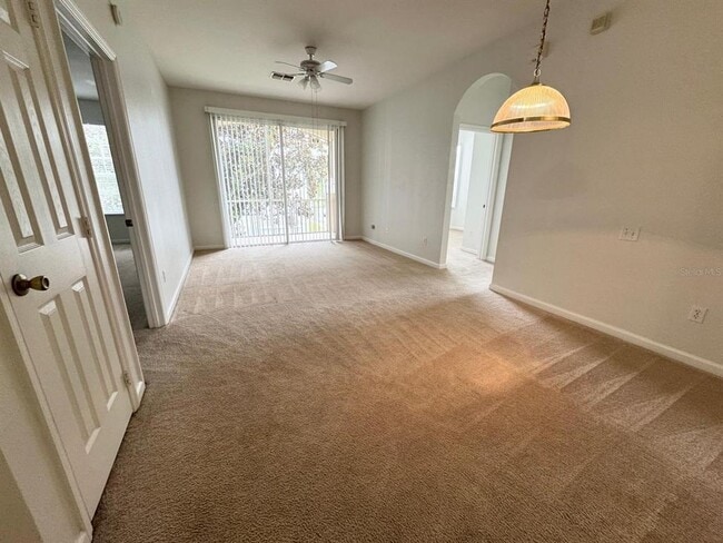 Building Photo - 8101 Coconut Palm Way