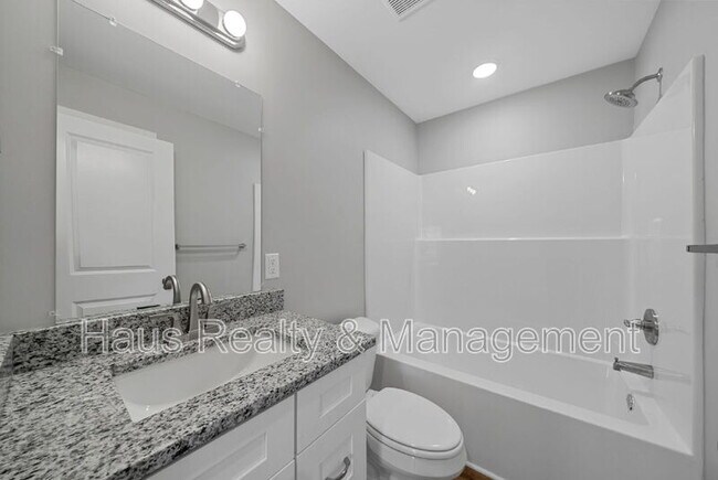 Building Photo - 7847 US-41