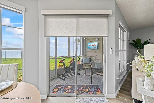 Building Photo - 7060 US-1