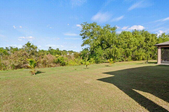 Building Photo - 6455 NW Castlebrook Ave