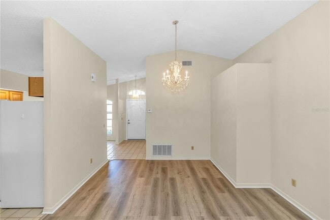 Building Photo - 5910 Petunia Ln