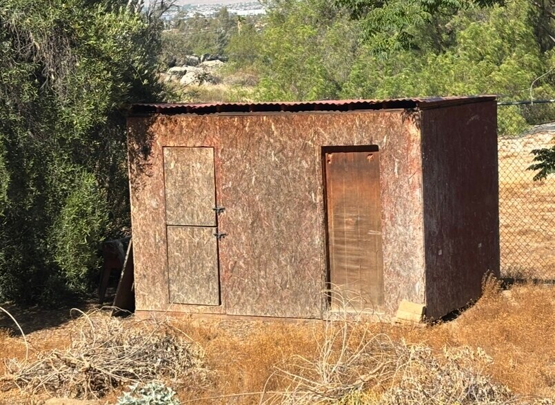 Building Photo - 23692 Lemon Ave