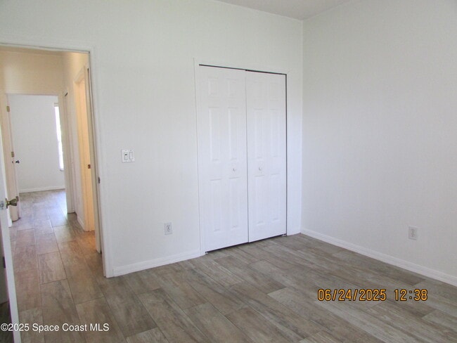 Building Photo - 4192 Collinwood Dr