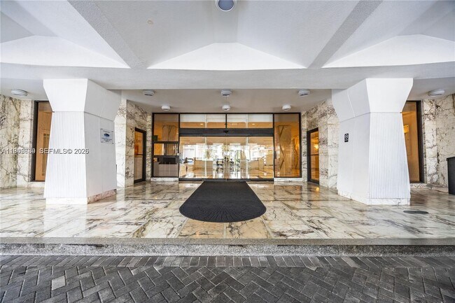 Building Photo - 5700 Collins Ave