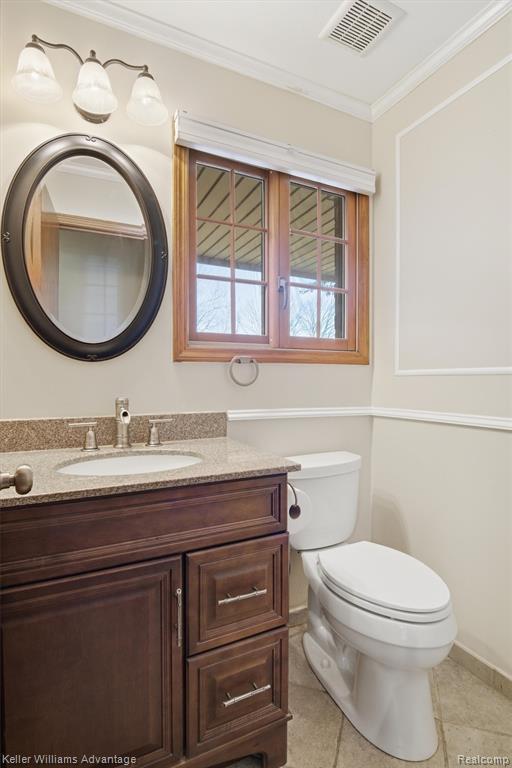 Building Photo - 40051 Finley Dr