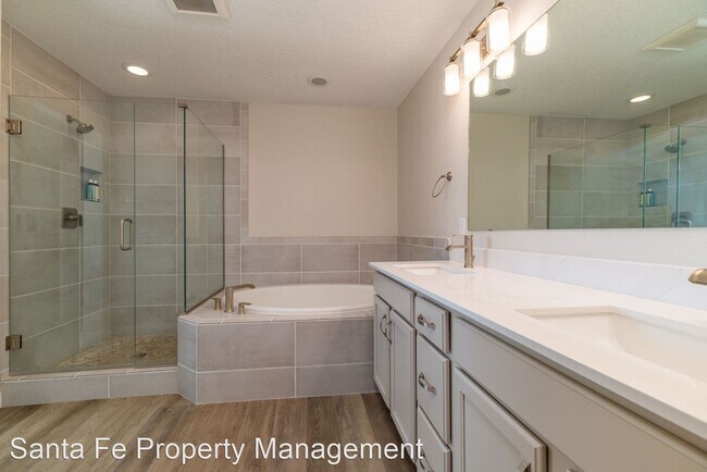 Building Photo - 3 br, 2.5 bath House - 4931 Venado Peak
