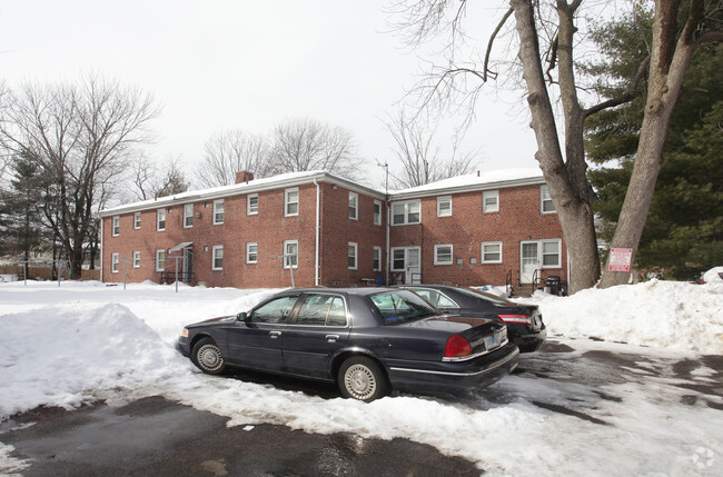 Building Photo - Emerson Village