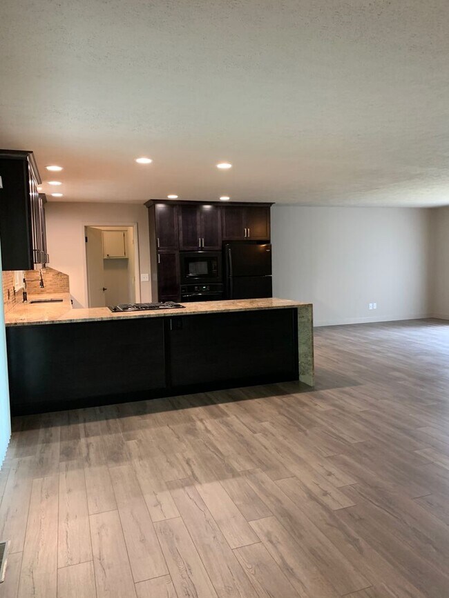 Building Photo - Brentwood South Subdivision - Completely Remodeled 3 Bedroom 2 Bath Home With Huge Backyard!