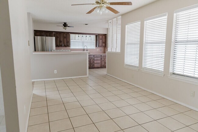 Building Photo - 1105 Gordon Blvd