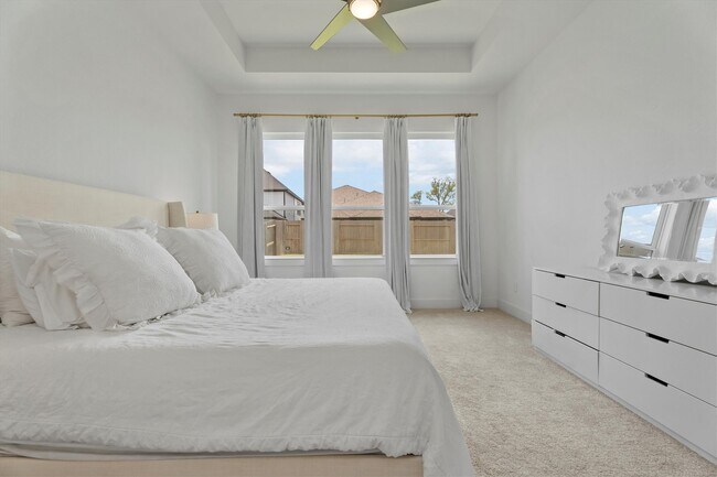 Building Photo - 10710 Verdant Hl