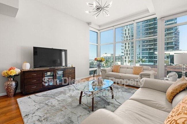 Building Photo - 1262 Kettner Blvd