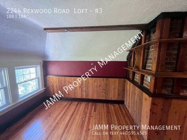 Building Photo - Desirable Cleveland Heights Loft Unit!