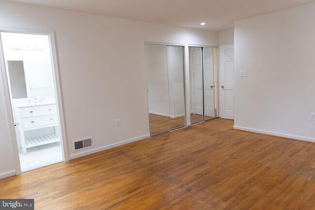 Building Photo - 1212 Forestwood Dr