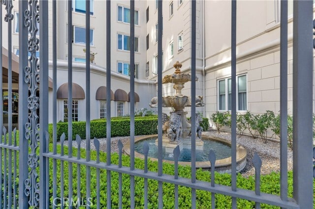 Building Photo - 1424 N Crescent Heights Blvd