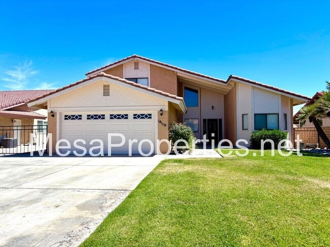 Primary Photo - 18119 Pier Dr