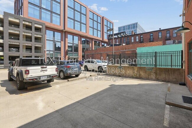 Building Photo - 24 W Poplar Ave